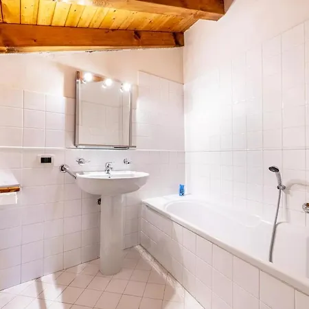 Casa In Montagna - Di Garda Apartamento *